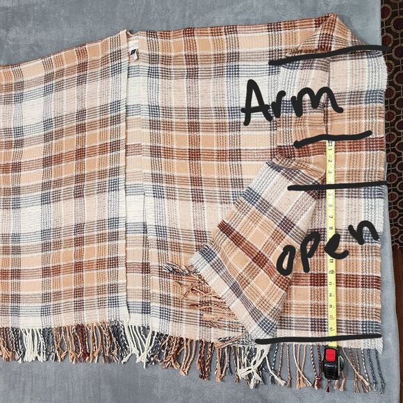 Universal Thread Kimono Wrap Shaw One Size Warm Flowy Open Front Plaid Classic - Picture 7 of 7